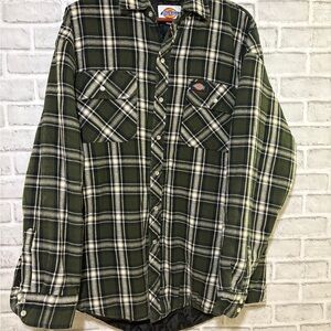 Dickies Green Plaid Men's insulated winter/fall  jacket, size large